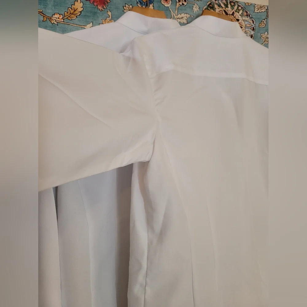2 Ladies Edwards white work shirts with banded collar both size Medium - Picture 7 of 8